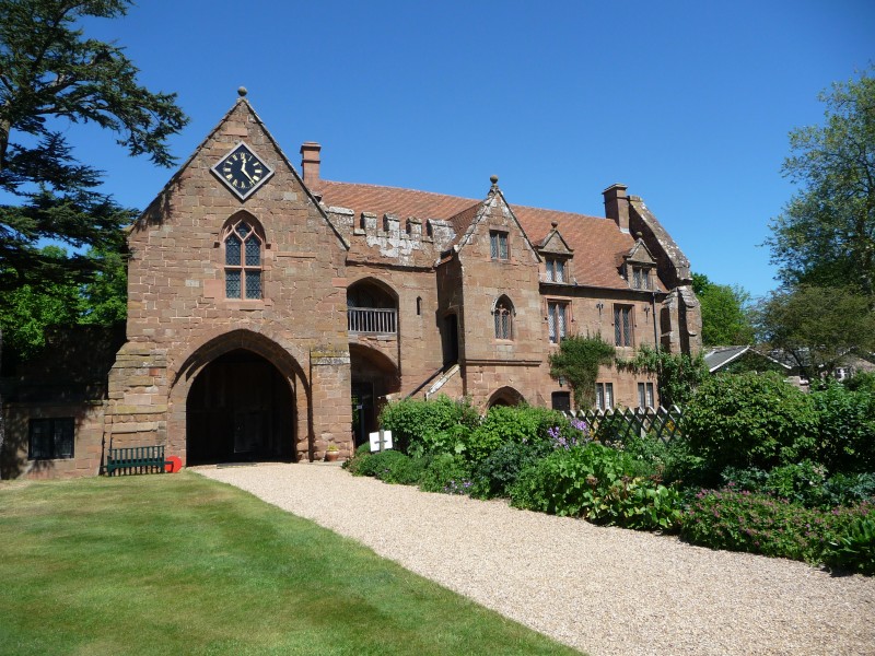 Stoneleigh Mediaeval Gatehouse